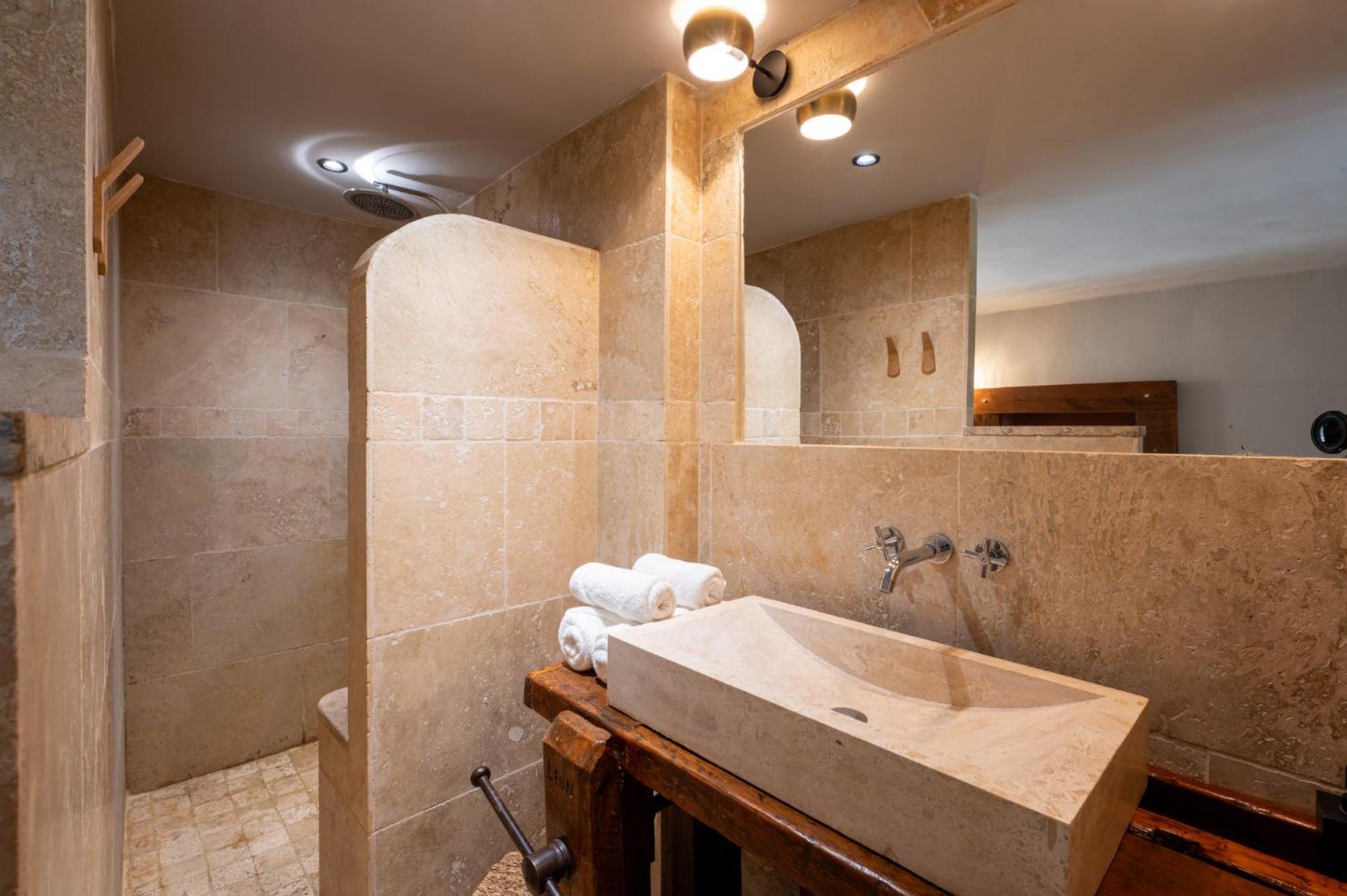 Hotel Mas Du Cimai Evenos Zewnętrze zdjęcie